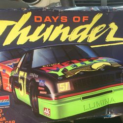 Car Kit Days Of Thunder Lumina (monogram)