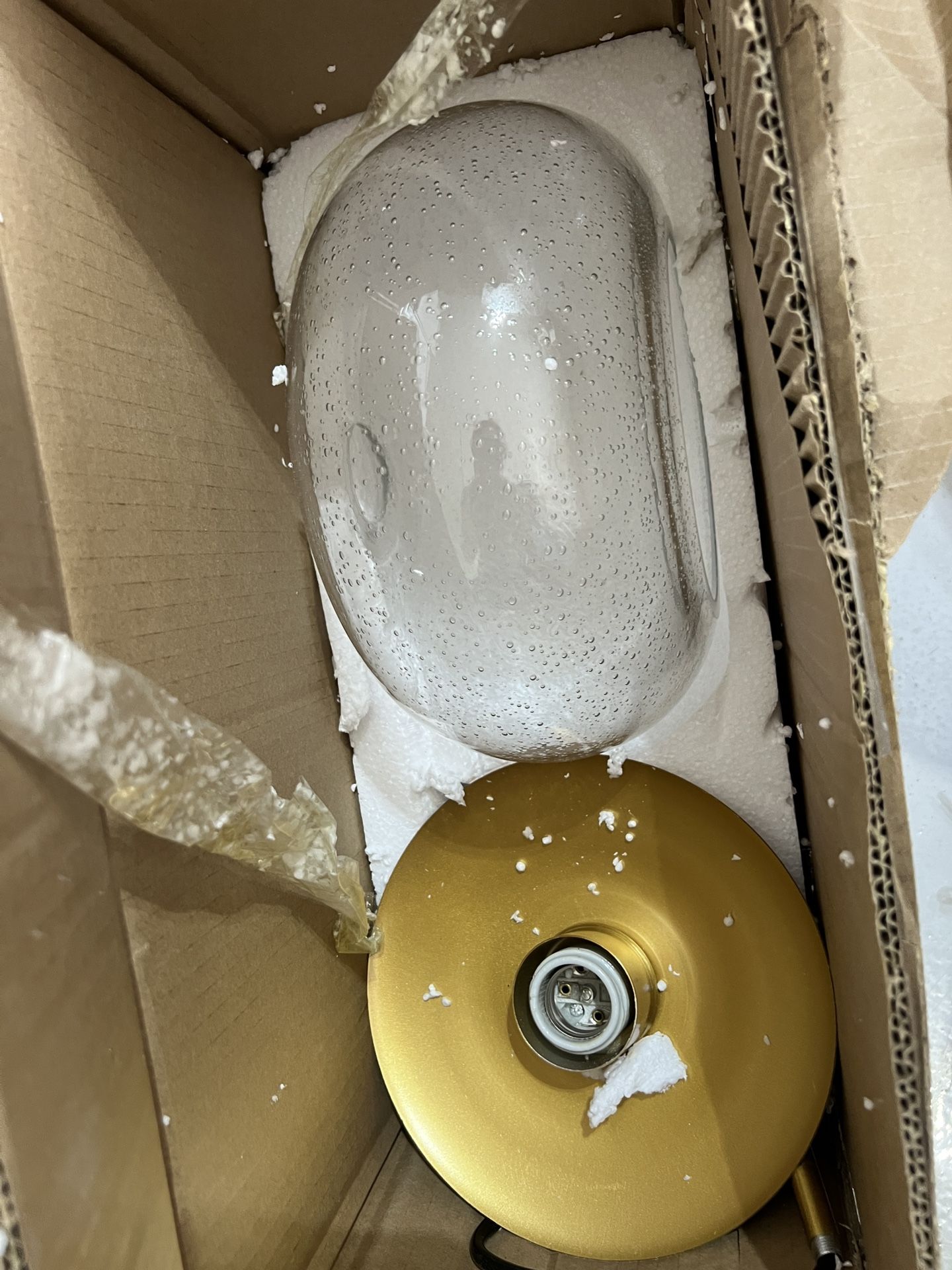 Light Fixtures Pendants New In Box Most Have Pairs. $25 Each 