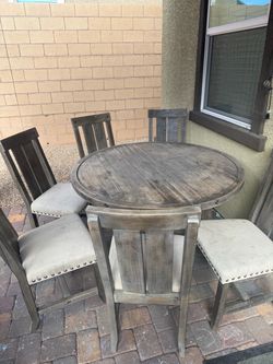 Dinning table