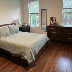 Full Sized Bed (Helix Mattress)