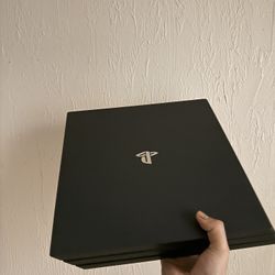 TV + PS4 Pro + Stand Bundle – Everything Works! $200 OBO