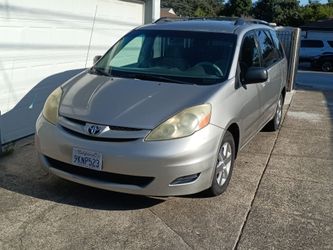 2006 Toyota Sienna LE