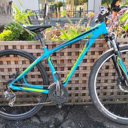 Specialized Hardrock