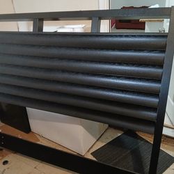 QUEEN SIZE BEDFRAME AND HEAD BOARD