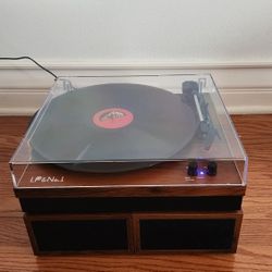 Vintage Turntable With Bluetooth