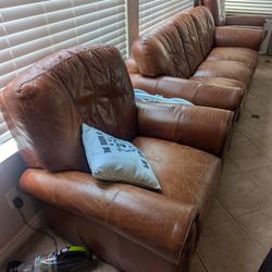 Leather Couches -MUST PICKUP TODAY 1/21/26!!