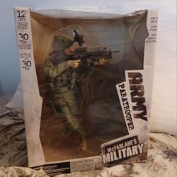 12" Army Paratrooper 