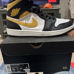 Jordan 1 Mid