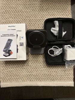 3 in 1 Charging Station for Apple Devices, Magnetic Foldable Wireless Charger