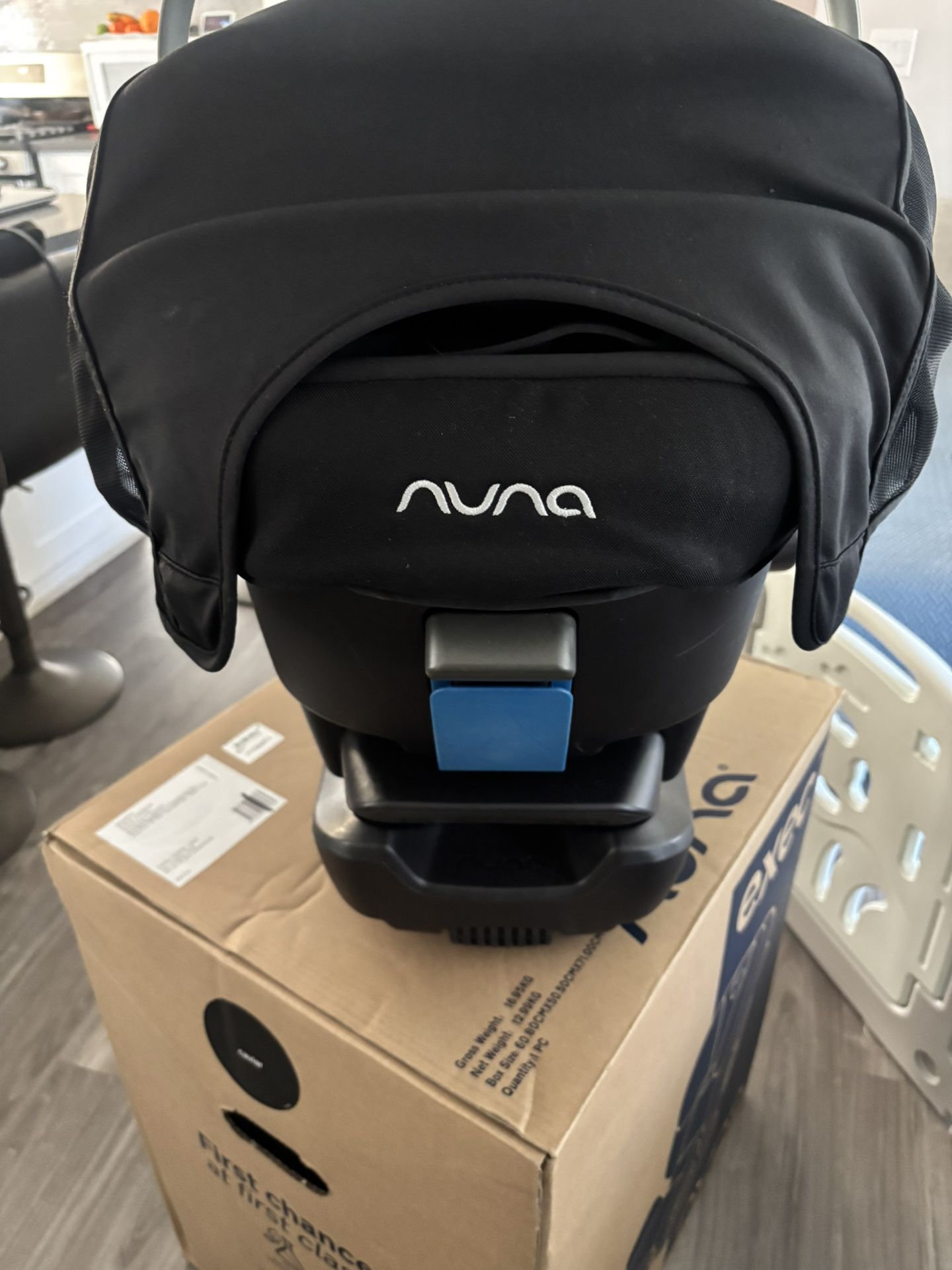 Nuna Pipa Aire X Car Seat And base