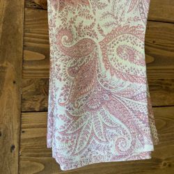 Pottery Barn Napkins  (8) Nice 100% cotton 