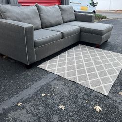 Sectional Couch!! Delivery Available 🚚!!  Dimensions: 111” Length x 35” Height x 38” Depth ( 60” Depth Longer Section) 