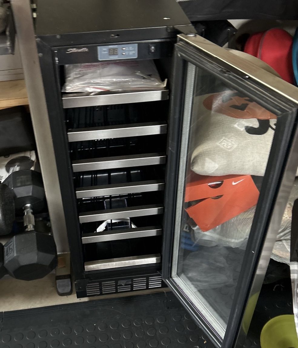 27 Bottles Wine Fridge