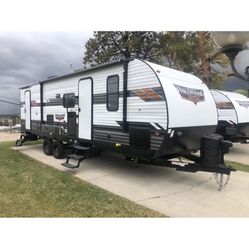 2021 Forest River Wildwood 27TDSS (fully loaded)