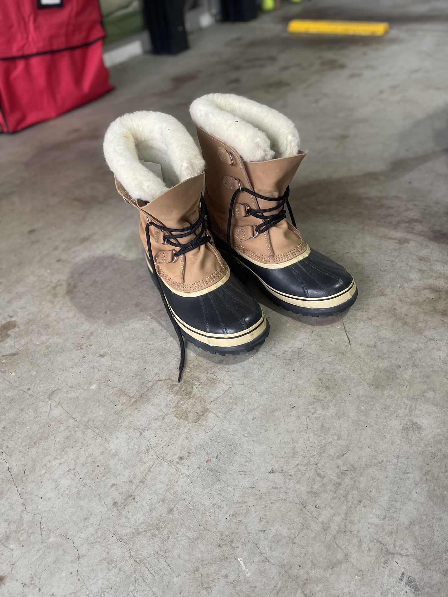 Men’s Sorel Caribou Snow Boots. 