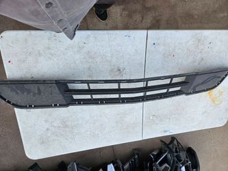 Chevy blazer grille lower oem