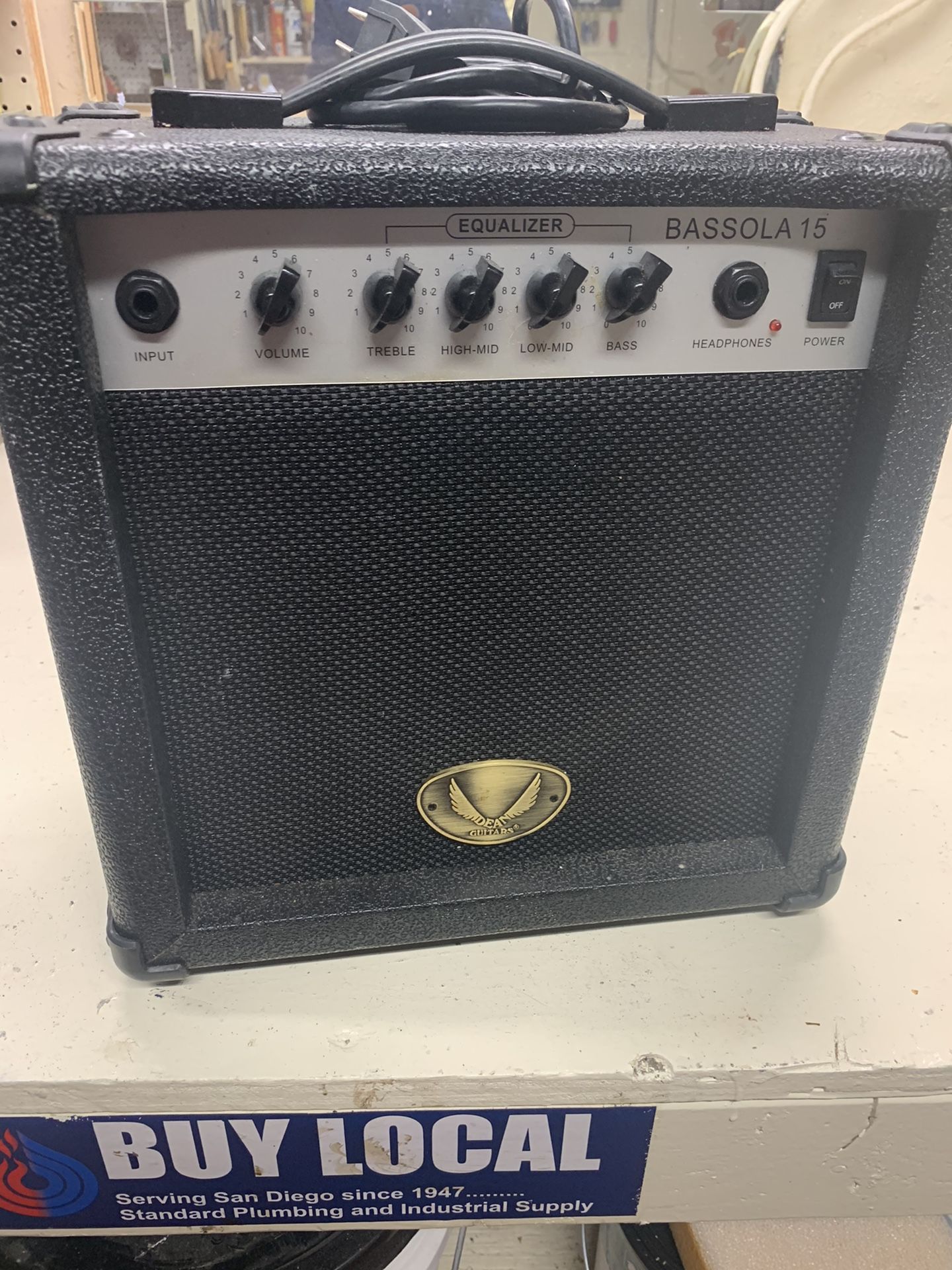 Bass Amplifier Like New