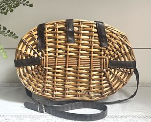 Wicker & Faux Leather Antiqued Woven Fly Fishing Creel Fish Basket