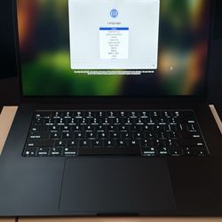 2025 Macbook Air 15inch 512gb storage