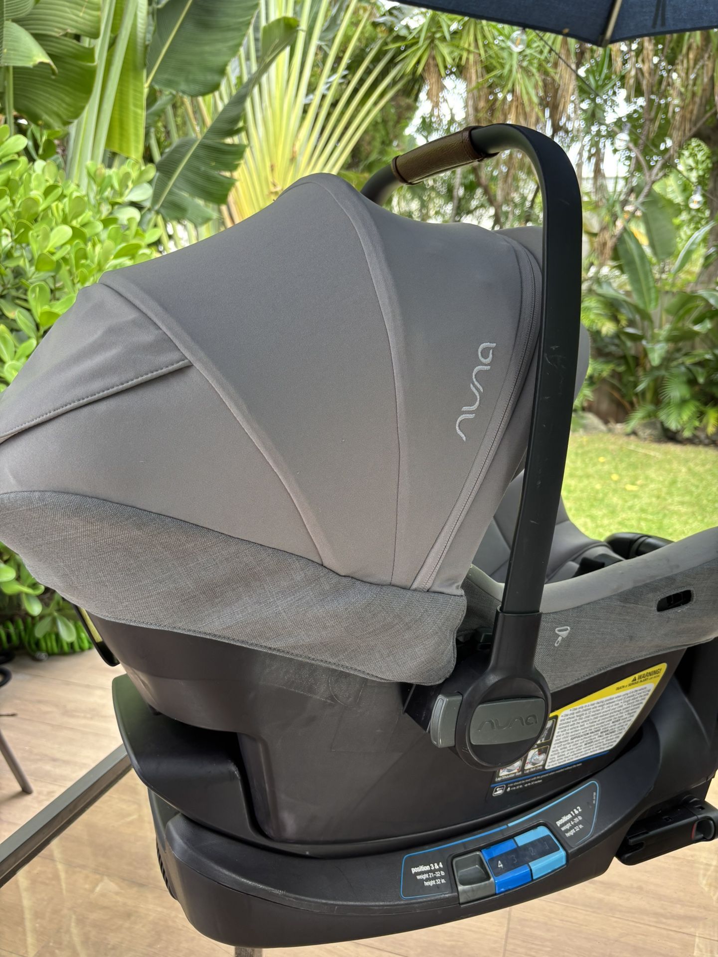 Nuna Pipa Lite RX Car Seat & Base