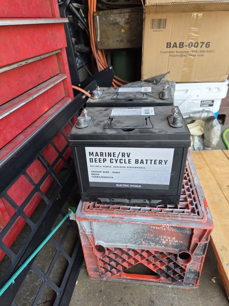 12 Volt Batterys