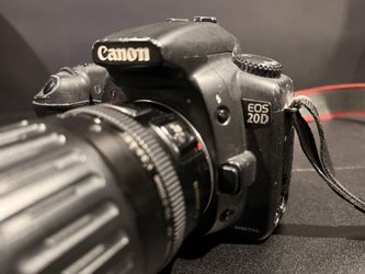 Canon EOS 20D + 70-210mm Lens