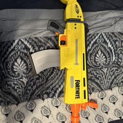 Fornite Nerf Scar 