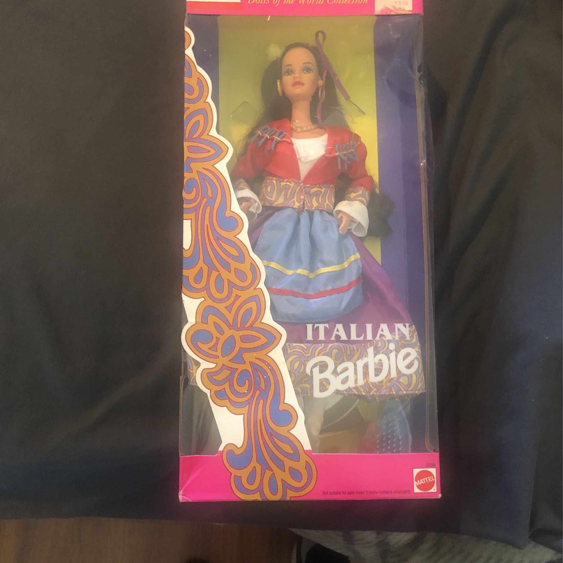 1993 Dolls Of The World Collection Italian Barbie