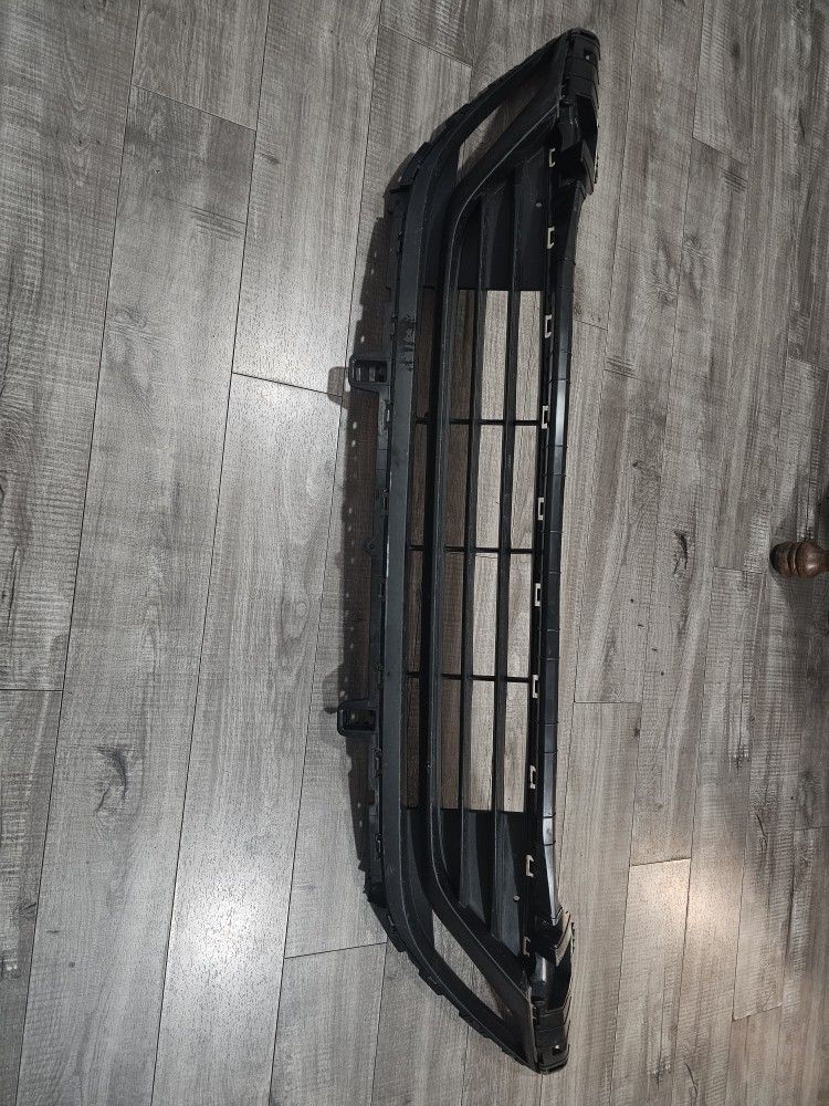 Kia Forte Grille 22/24