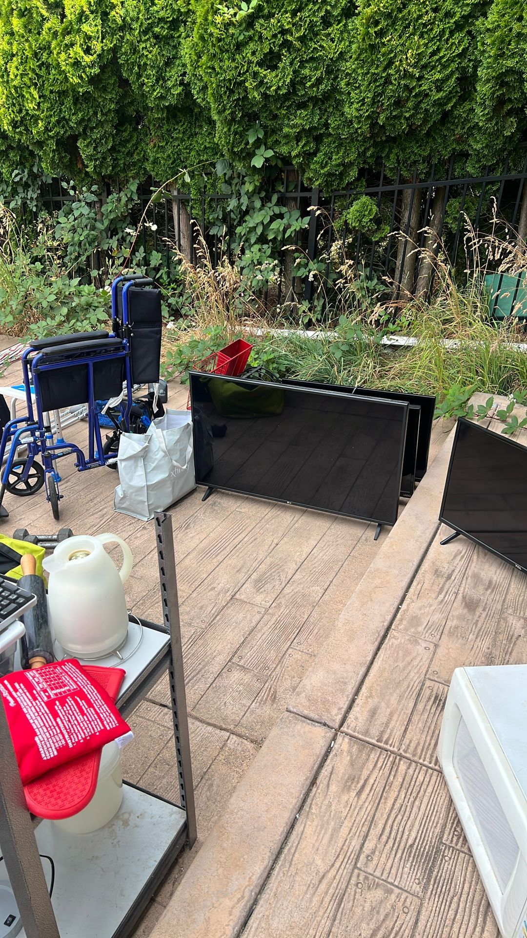 2-DAY YARD SALE 7/5-6 @ 9am-3pm