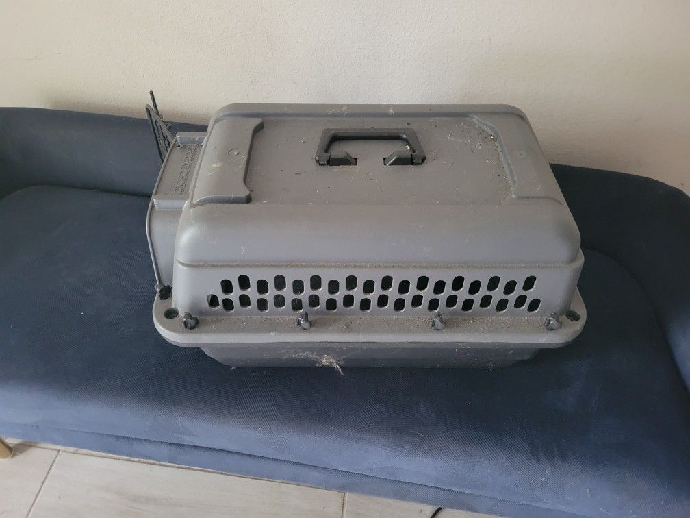 Small Dog Kennel