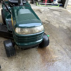 Craftsman Lawnmower 