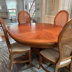 Oak Dining Room Set, Two Leaves, Six Chairs