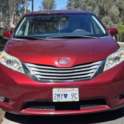2011 Toyota Sienna