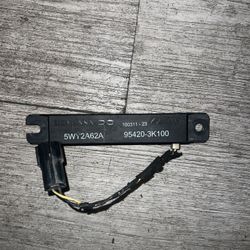 11-16 Hyundai Elantra Smart Key Antenna OEM 95420-3K100