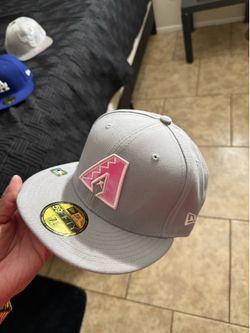 Diamonds back fitted cap 7 1/4