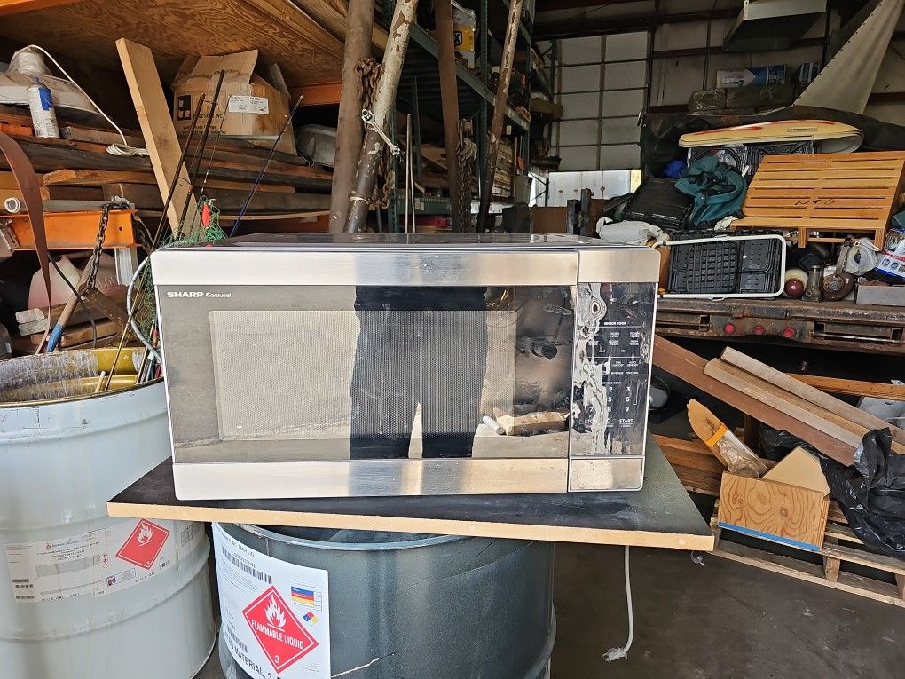 Sharp Carousel Microwave