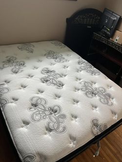 DISCOUNT MATTRESS only $10 to take one home