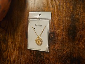 Heart Shape w/Virgin Guadalupe w/18" chain