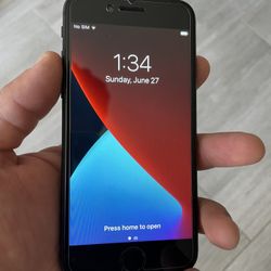 iPhone SE 2020 W/ New Charger And Tempered Glass Screen Protector 