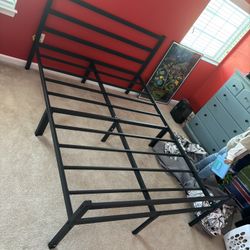 Full size mattress bed frame (metal)