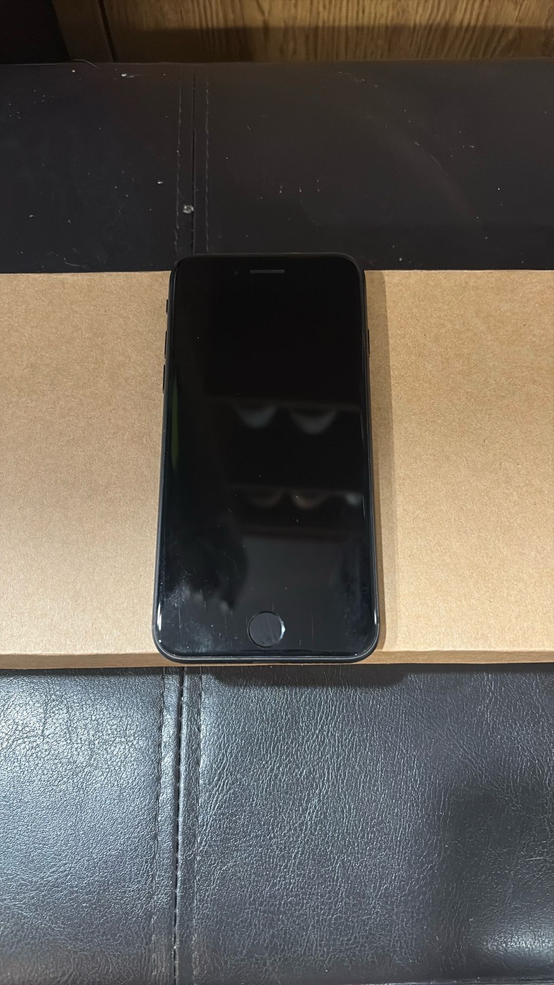 -~-> 🍎 📱 8 - <64 GB> - Space Gray - CARRIER UNLOCKED