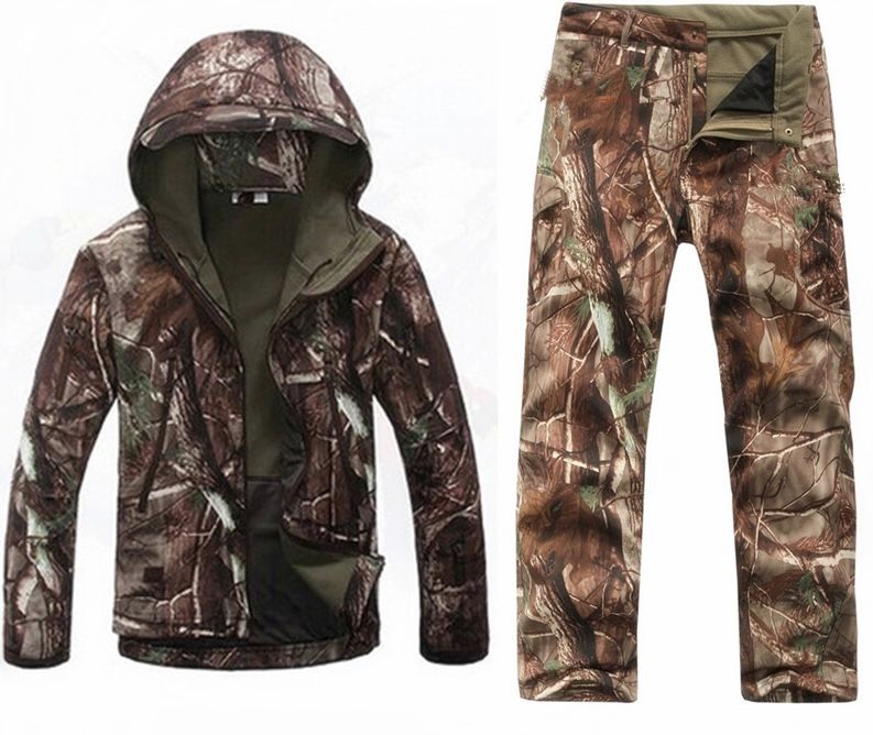 New Camo Hunting Clothes for Men, Fleece-Lined Hunting Jacket and Pants, Warm and Water Resistant