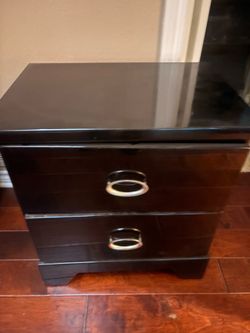 Black shiny night stand