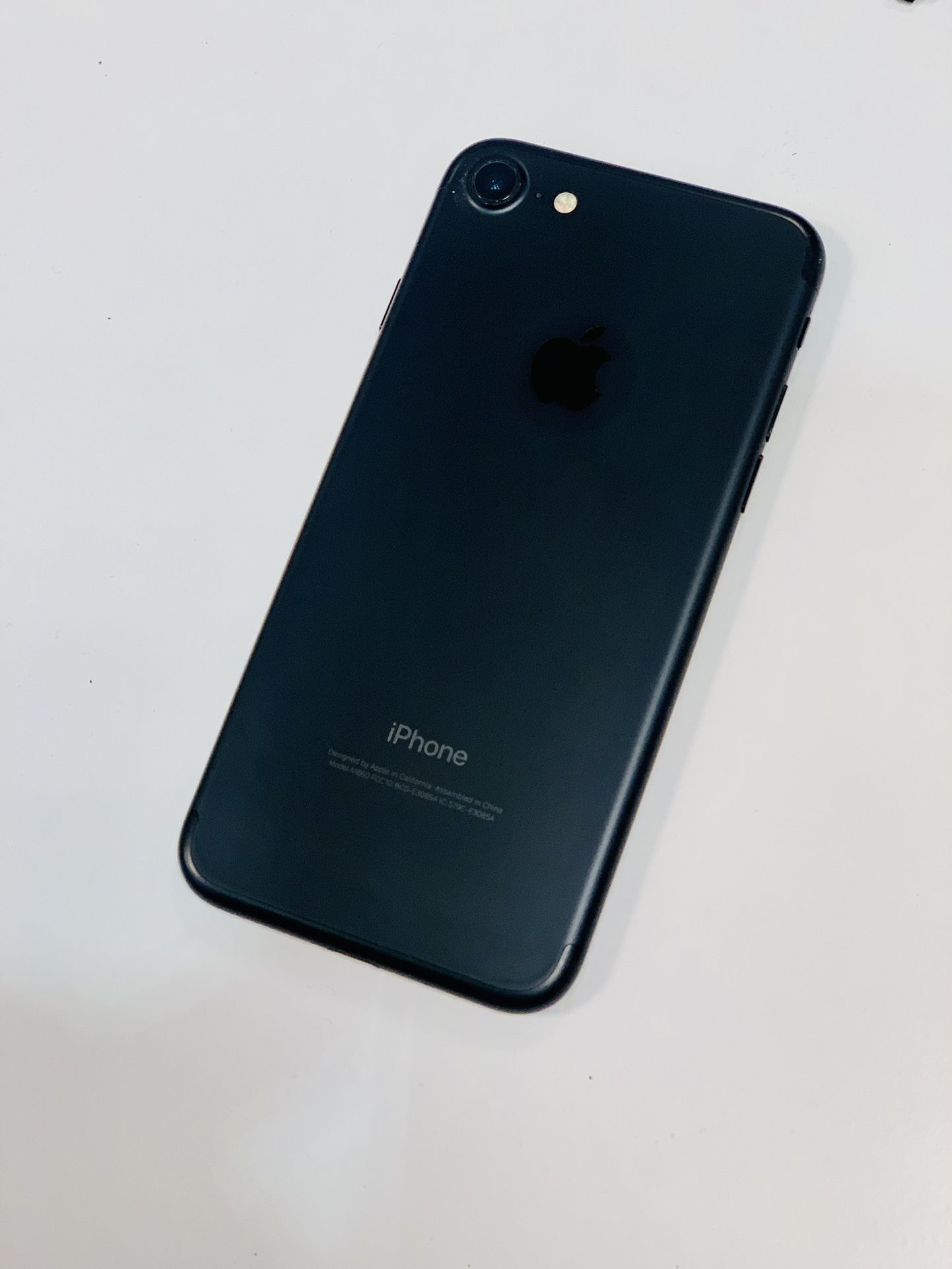 iPhone 7 Fully Unlocked