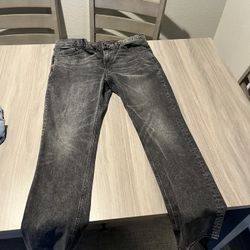 5 Pair Of Pants Barley Worn BEST OFFERS FIRST COME FIRST SERVE