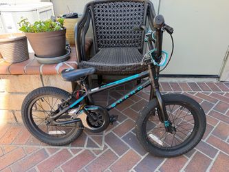 Haro Shredder Kids BMX Bike