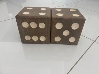 Decorative dice