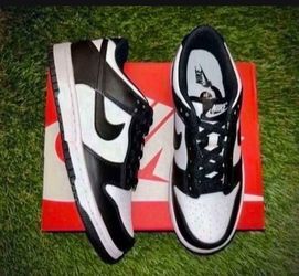 New authentic Dunk low size 6.5