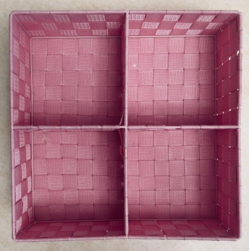 STORAGE BASKET.
DIVIDED INTO 4 PARTS.
SIZE: 1FT X 1FT X 4".
EXCELLENT CONDITION!
